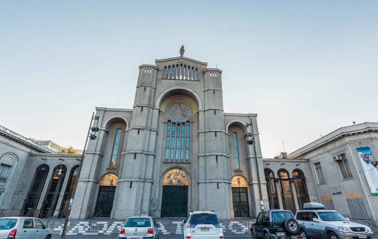 Mds Hotel コンセプシオン エクステリア 写真 The Manila Cathedral